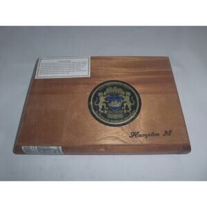 Hampton Dominican Wood Wooden Cigar Box Unique -041241
